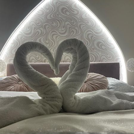 Melior Szallo Егер Екстериор снимка
